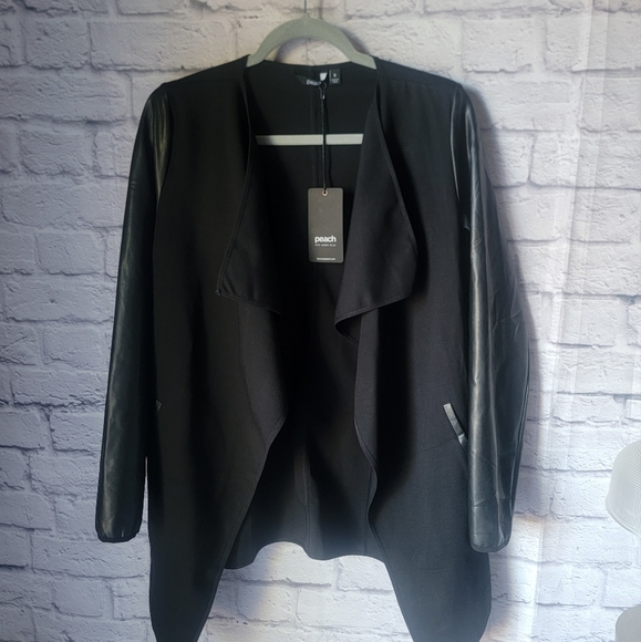 NWT Peach Dismount Jacket Small black Faux Leather - Picture 3 of 14